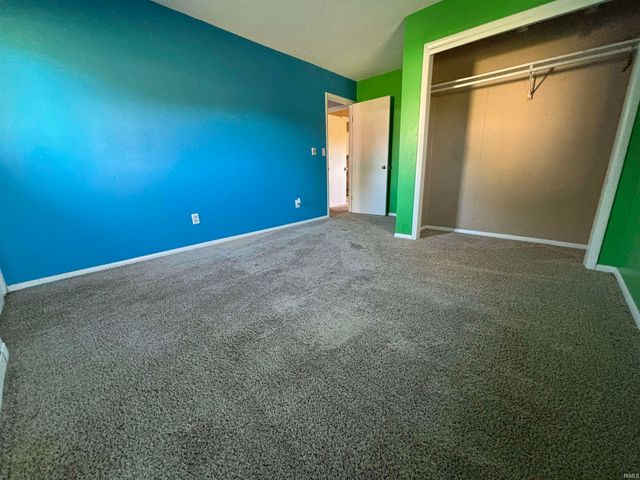 226 E Airport Road, Kendallville, IN 46755