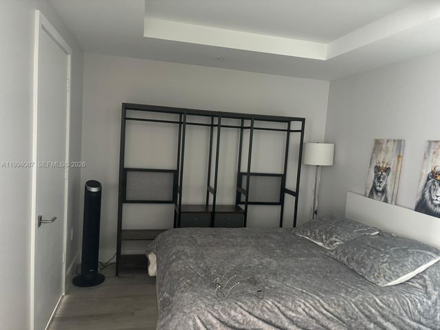 121 NE 34th St 807, Miami, FL 33137