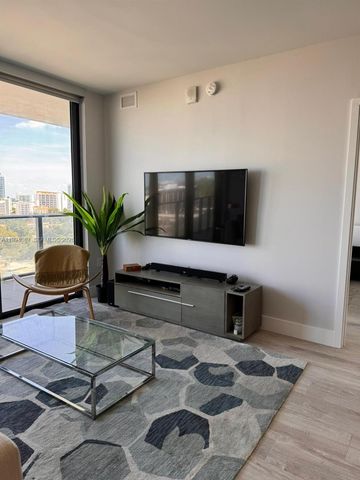 121 NE 34th St 807, Miami, FL 33137