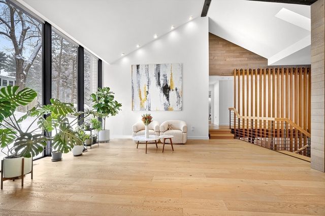 719 Wellesley St, Weston, MA 02493