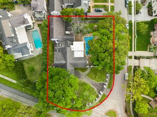 1811 Kirby Drive, Houston, TX 77019