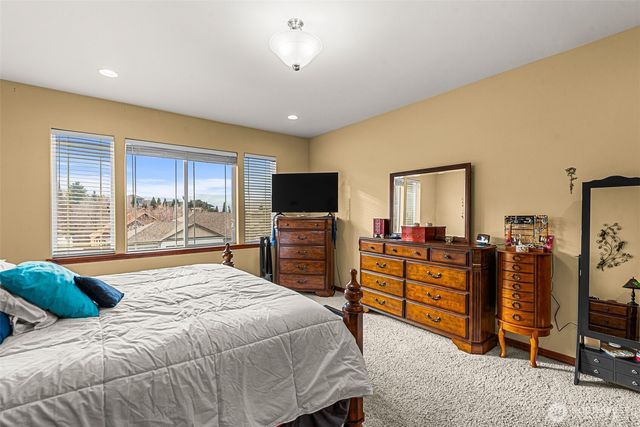 713 19th Street NE, East Wenatchee, WA 98802