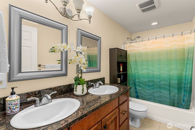 713 19th Street NE, East Wenatchee, WA 98802