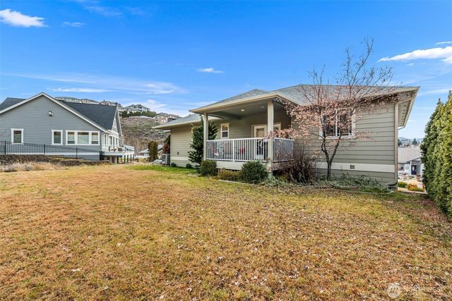 713 19th Street NE, East Wenatchee, WA 98802