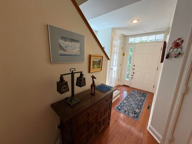 13 Lilac Lane, Newmarket, NH 03857