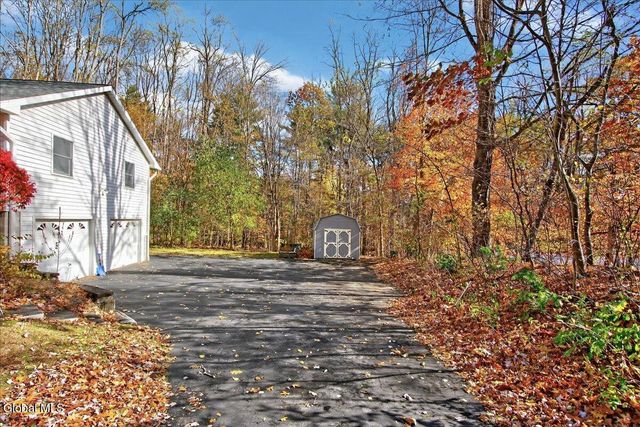 26 Northwood Drive, Malta, NY 12020