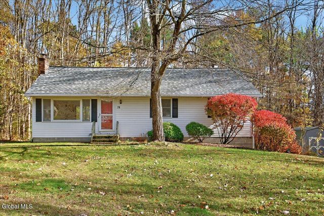 26 Northwood Drive, Malta, NY 12020