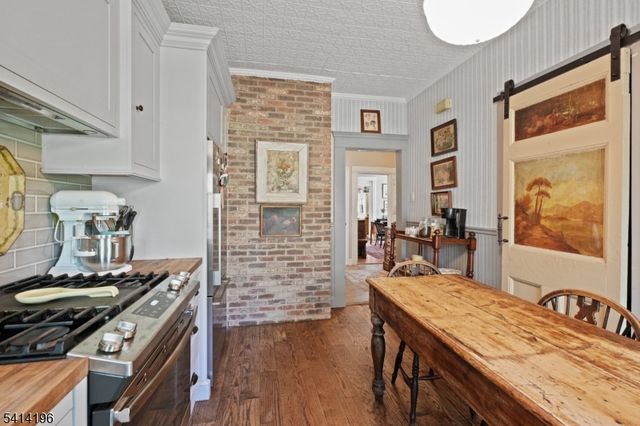 194 Hillside Ave, Glen Ridge Boro Twp., NJ 07028