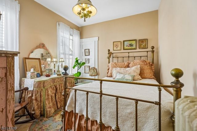 194 Hillside Ave, Glen Ridge Boro Twp., NJ 07028