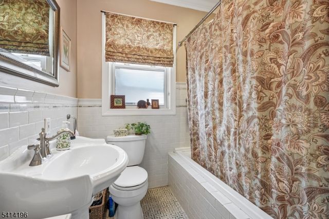 194 Hillside Ave, Glen Ridge Boro Twp., NJ 07028