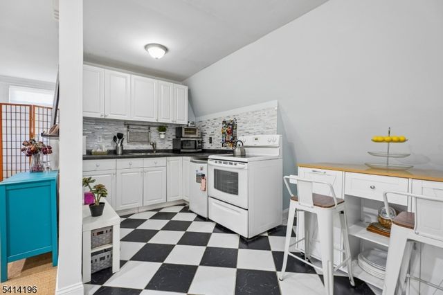 194 Hillside Ave, Glen Ridge Boro Twp., NJ 07028