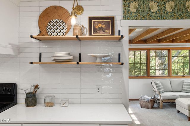 600 Tinkerbell Road, Chapel Hill, NC 27517