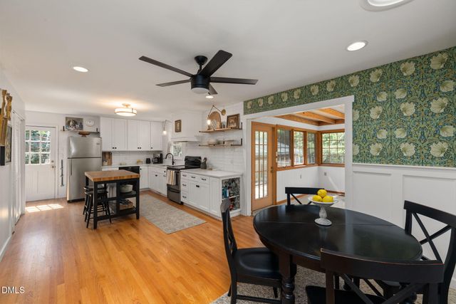 600 Tinkerbell Road, Chapel Hill, NC 27517