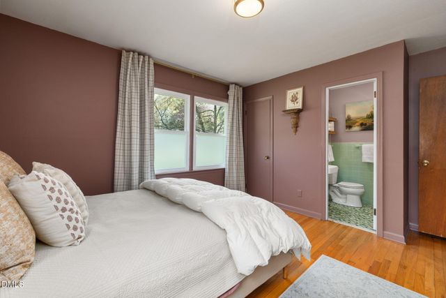 600 Tinkerbell Road, Chapel Hill, NC 27517