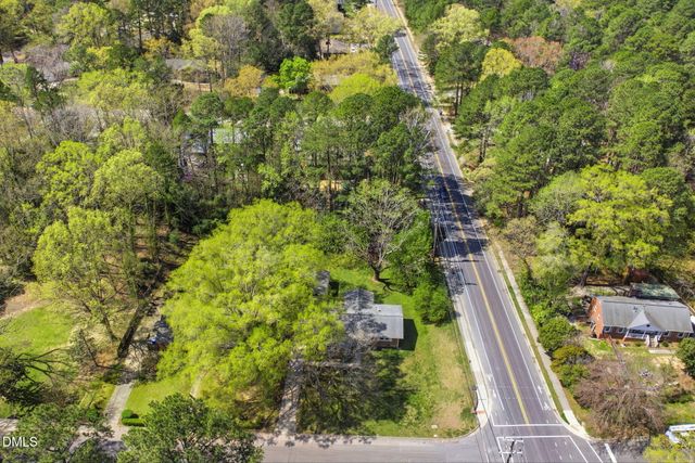 600 Tinkerbell Road, Chapel Hill, NC 27517