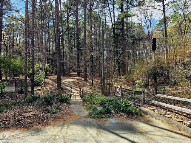 600 Tinkerbell Road, Chapel Hill, NC 27517