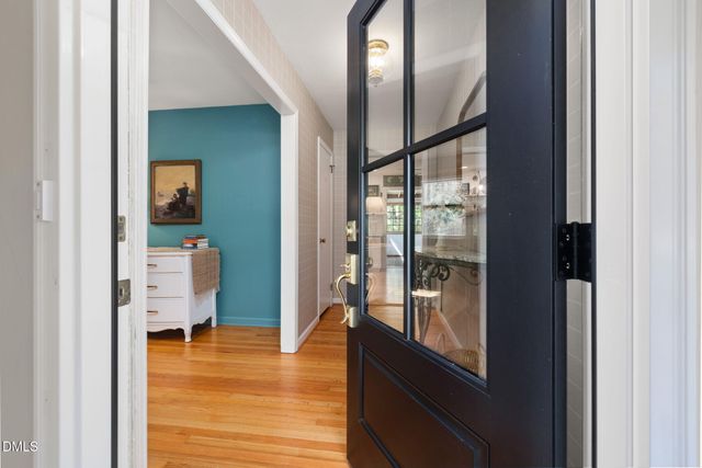 600 Tinkerbell Road, Chapel Hill, NC 27517