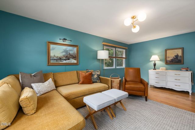 600 Tinkerbell Road, Chapel Hill, NC 27517