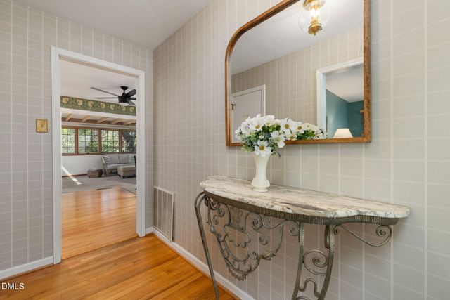 600 Tinkerbell Road, Chapel Hill, NC 27517