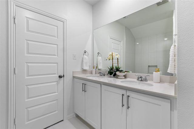 544 Hickory Ridge Drive, Van Alstyne, TX 75495