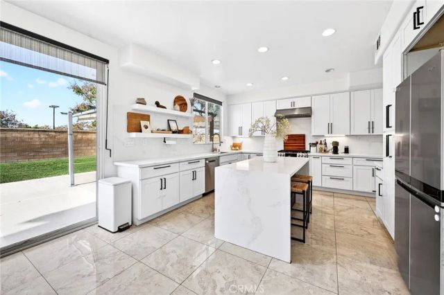 43901 Running Brook, Temecula, CA 92592