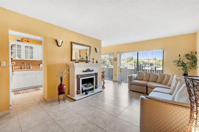 5900 SW 127th Ave 3101, Miami, FL 33183