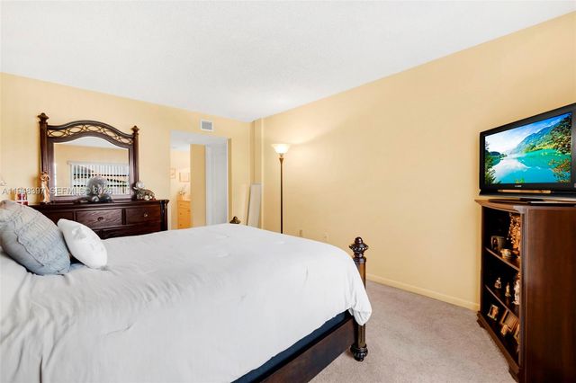 5900 SW 127th Ave 3101, Miami, FL 33183