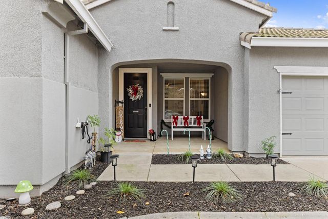 686 Davenport Way, Lincoln, CA 95648