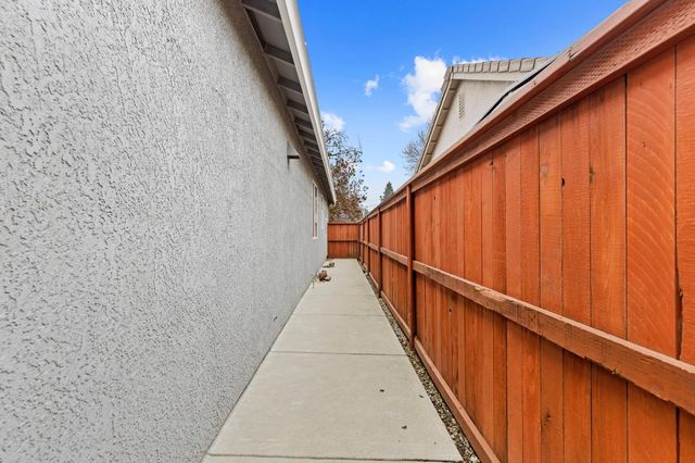 686 Davenport Way, Lincoln, CA 95648
