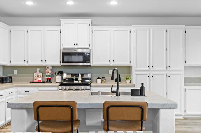 686 Davenport Way, Lincoln, CA 95648