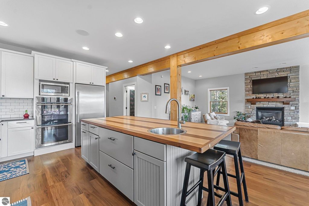 Image 14 of property listing at 7819 Hillside Drive, Traverse City, MI 49685