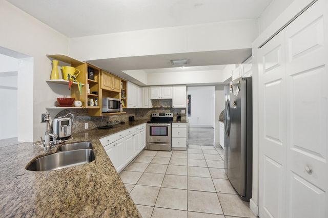 4400 Queen Palm Lane, Tamarac, FL 33319