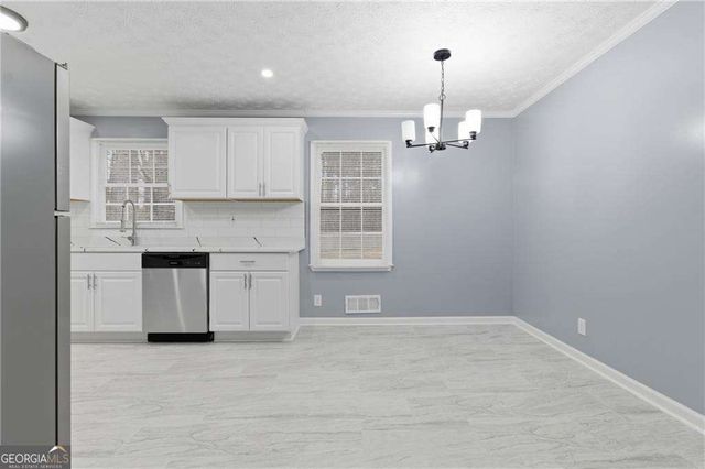 46 Stone Wood Lane, Lawrenceville, GA 30046