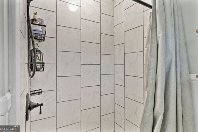 206 Hammond Drive, Summerville, GA 30747