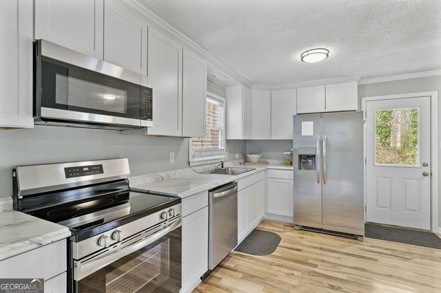 206 Hammond Drive, Summerville, GA 30747