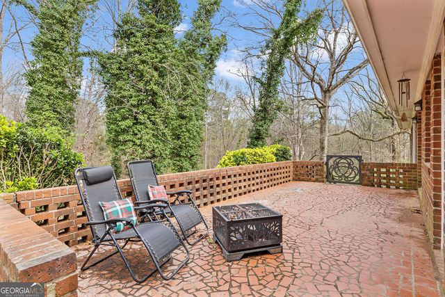 206 Hammond Drive, Summerville, GA 30747