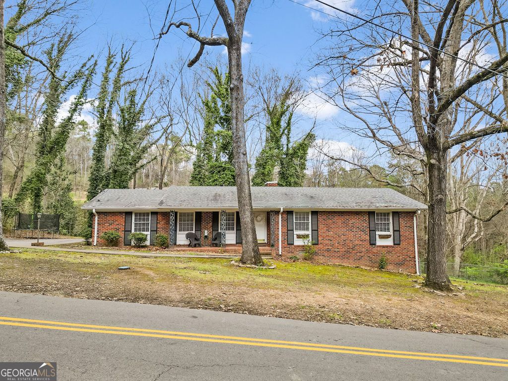 206 Hammond Drive, Summerville, GA 30747
