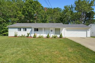 6326 Strathallan Drive, Bedford Heights, OH 44146