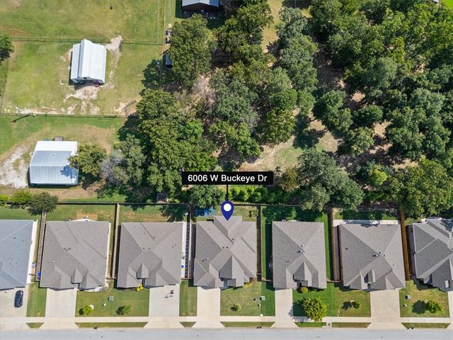 6006 W Buckeye Drive, Rogers, AR 72758