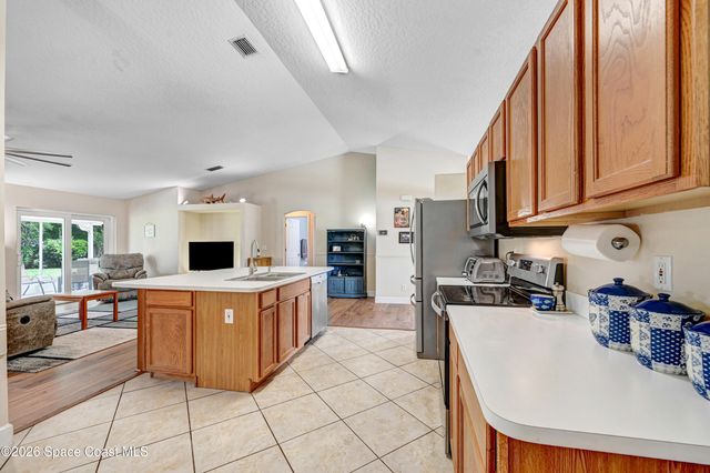 1345 Coventry Circle, Melbourne, FL 32904