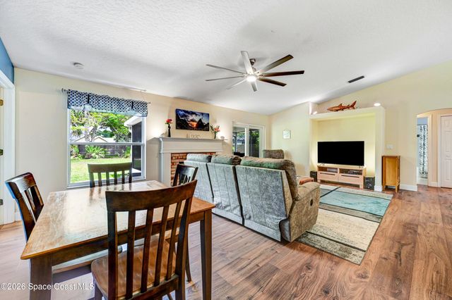 1345 Coventry Circle, Melbourne, FL 32904
