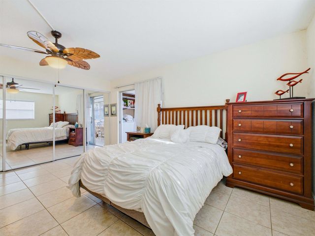 202 Brittany E, Delray Beach, FL 33446