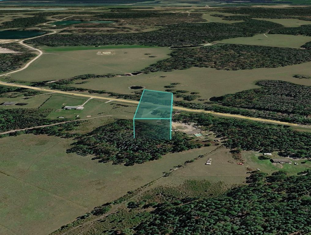Image 16 of property listing at COMMONWEALTH AVENUE, Polk City, FL 33868