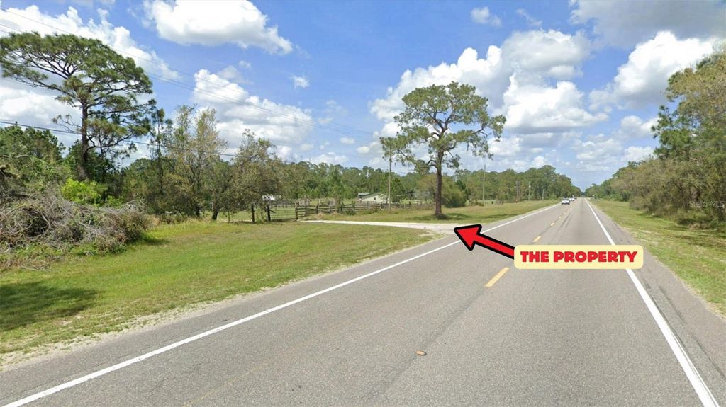 Image 37 of property listing at COMMONWEALTH AVENUE, Polk City, FL 33868