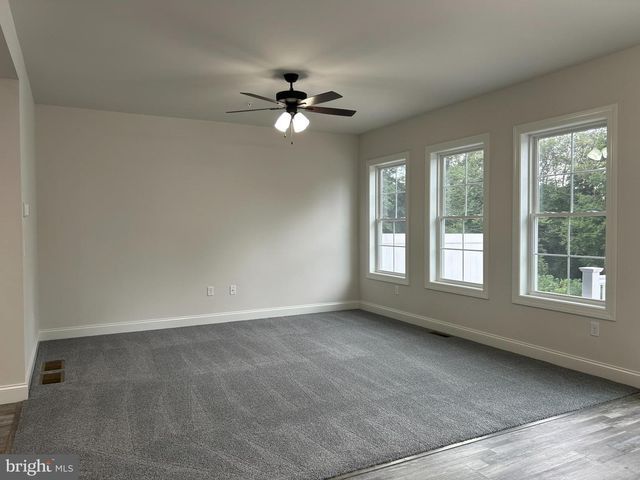 126 MAGNOLIA DR, Middletown, PA 17057