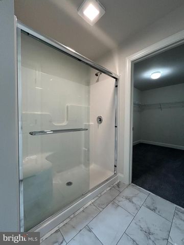 126 MAGNOLIA DR, Middletown, PA 17057