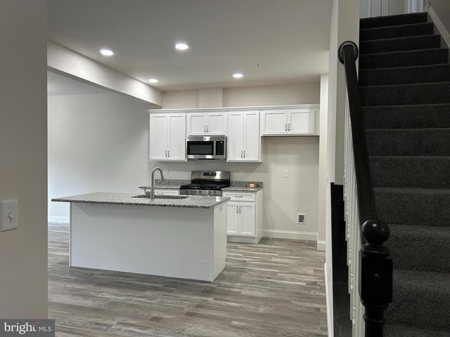 126 MAGNOLIA DR, Middletown, PA 17057