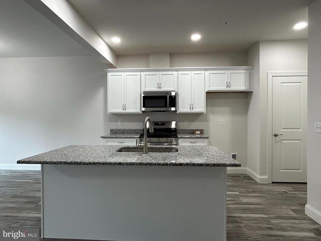 126 MAGNOLIA DR, Middletown, PA 17057