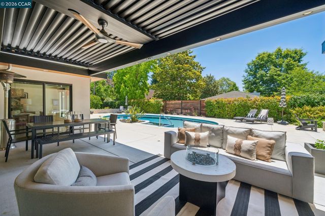 3646 Happy Valley Rd, Lafayette, CA 94549