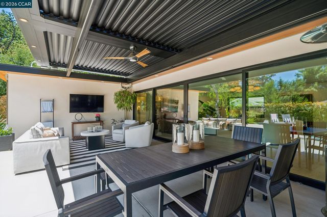 3646 Happy Valley Rd, Lafayette, CA 94549